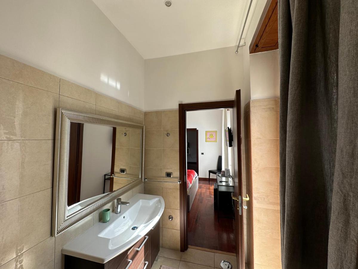 Bed and Breakfast Bruno House Napoli Esterno foto
