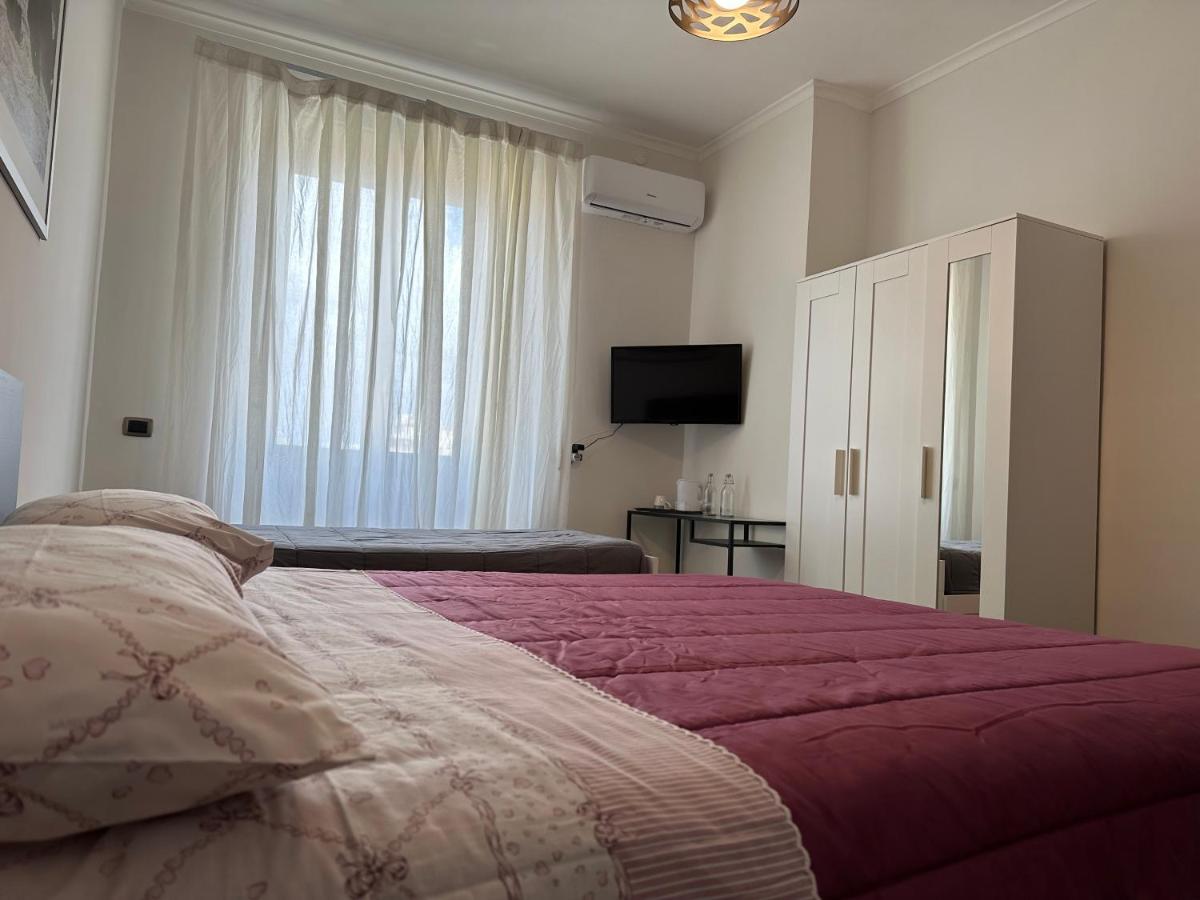 Bed and Breakfast Bruno House Napoli Esterno foto