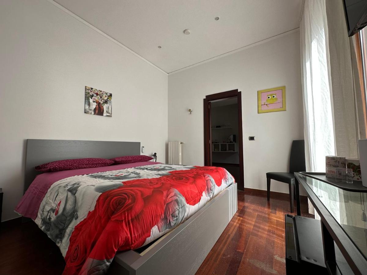 Bed and Breakfast Bruno House Napoli Esterno foto