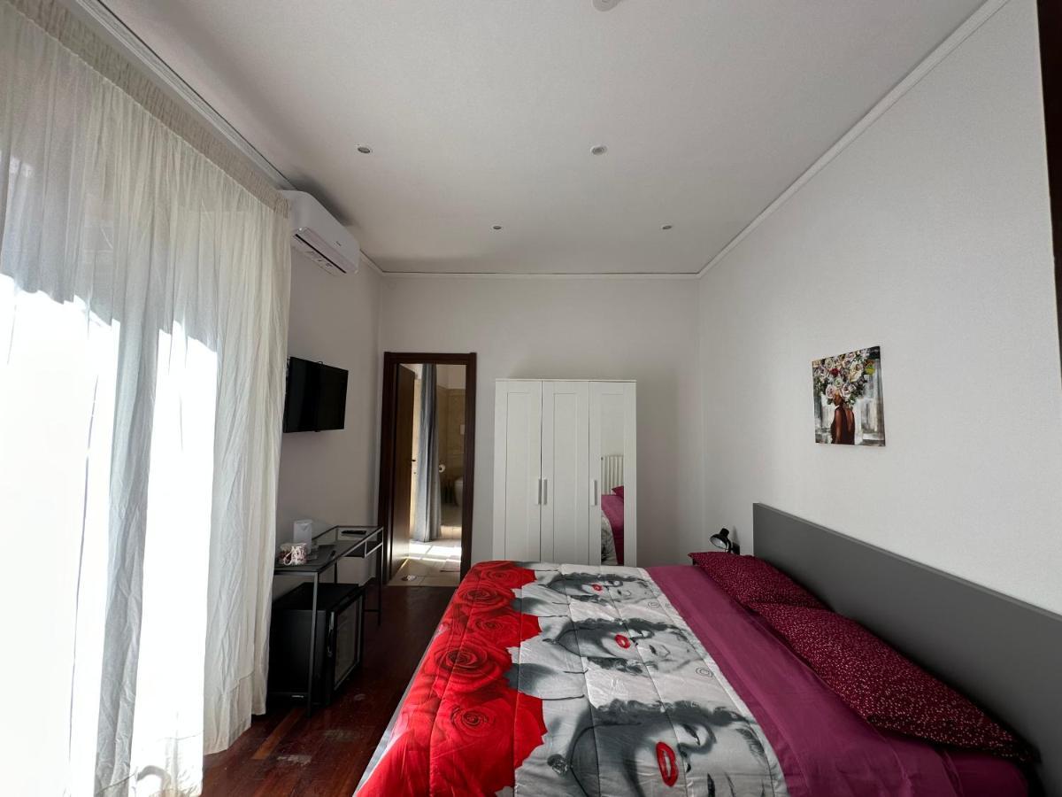 Bed and Breakfast Bruno House Napoli Esterno foto