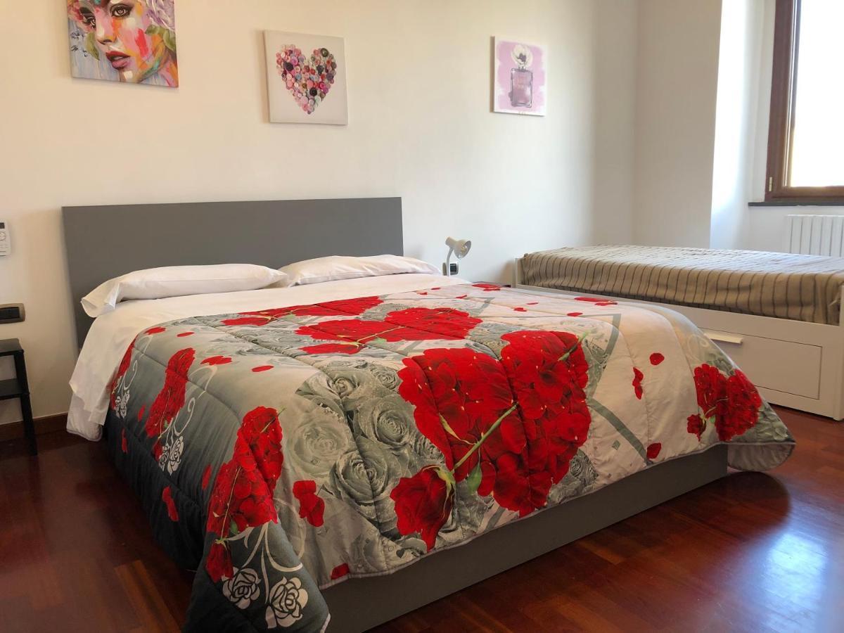 Bed and Breakfast Bruno House Napoli Esterno foto
