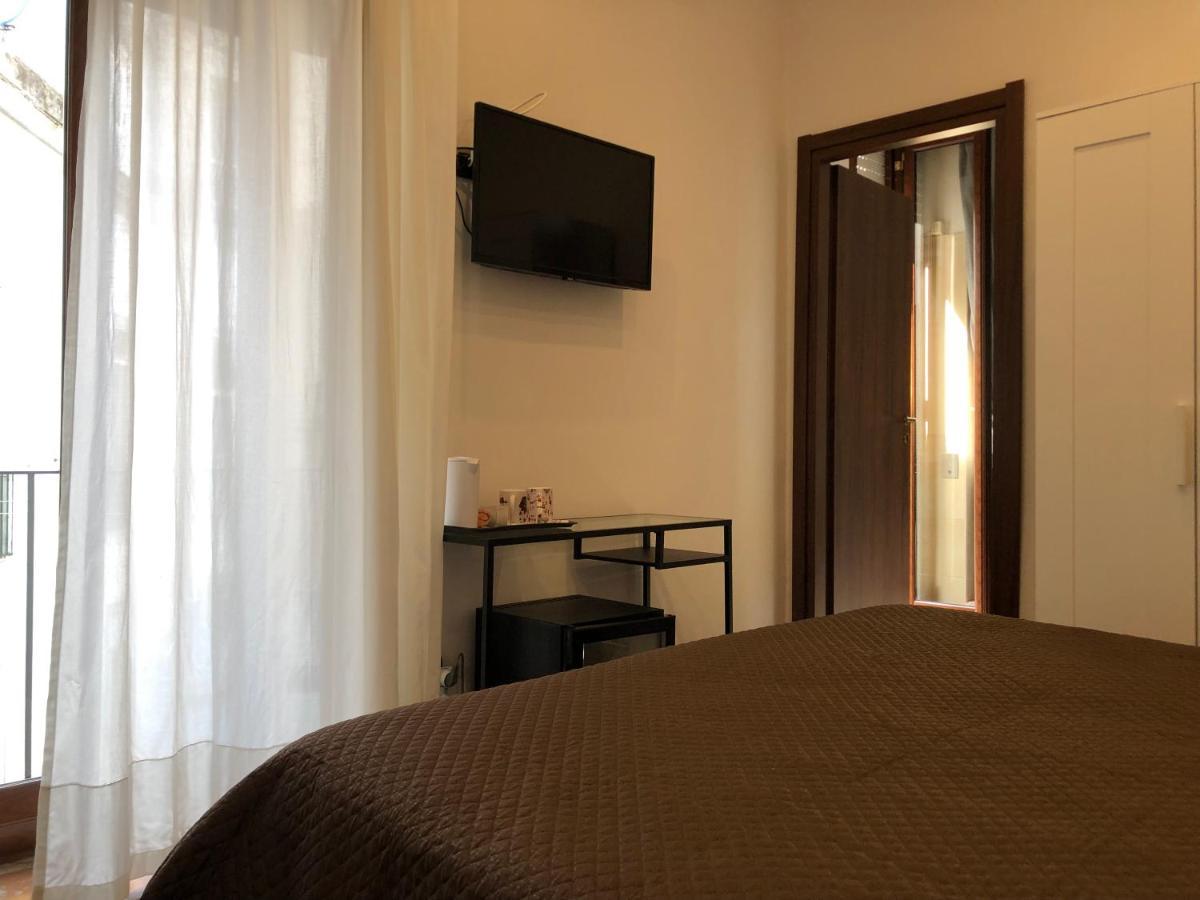 Bed and Breakfast Bruno House Napoli Esterno foto