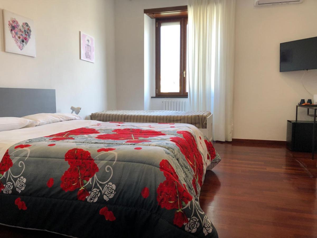Bed and Breakfast Bruno House Napoli Esterno foto