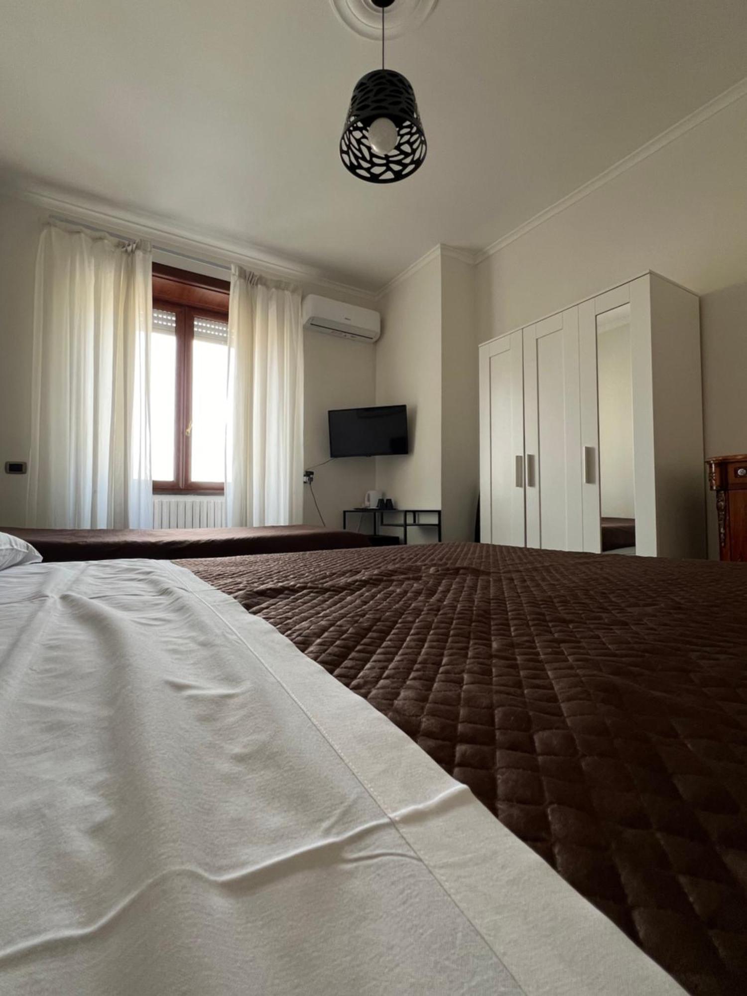 Bed and Breakfast Bruno House Napoli Esterno foto