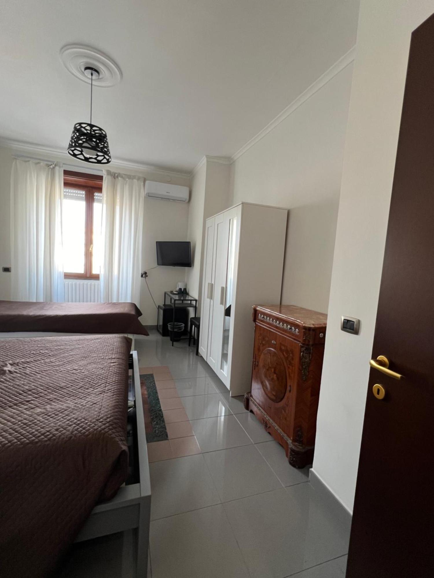 Bed and Breakfast Bruno House Napoli Esterno foto