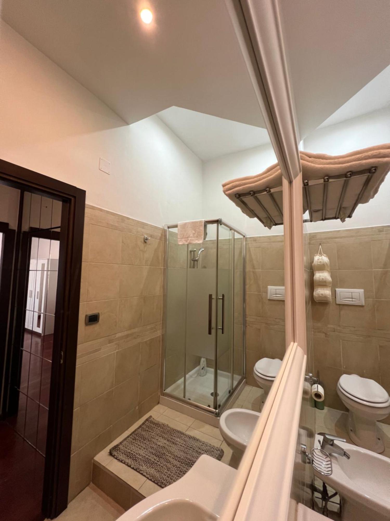 Bed and Breakfast Bruno House Napoli Esterno foto