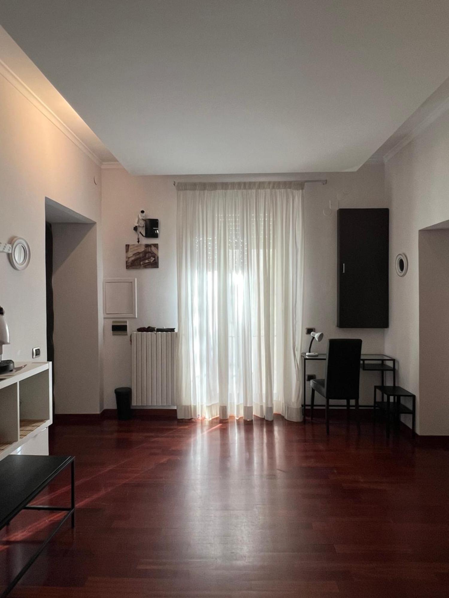 Bed and Breakfast Bruno House Napoli Esterno foto